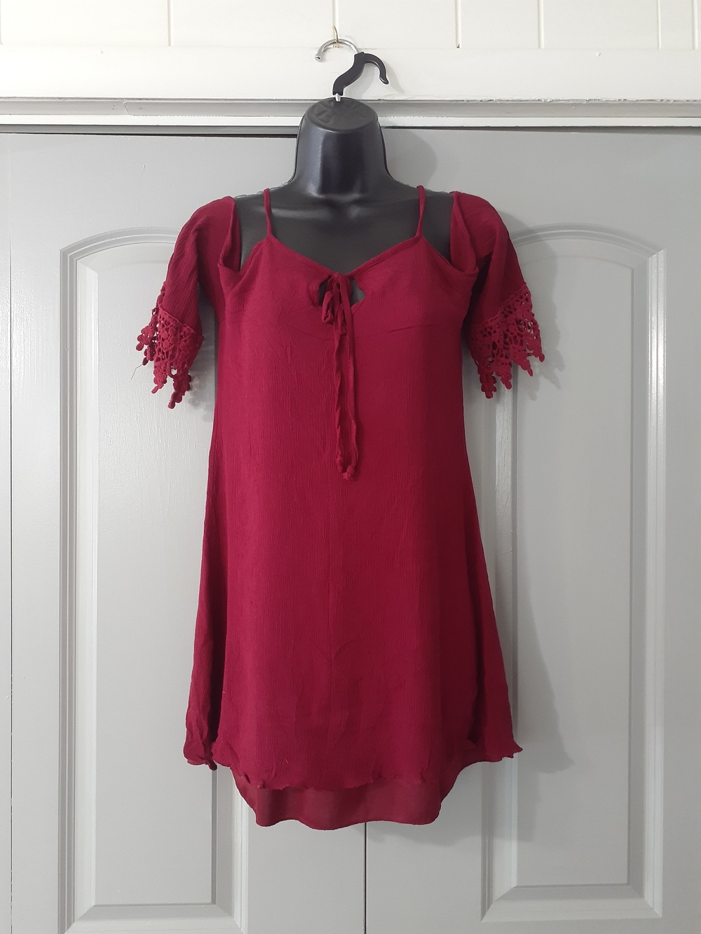 Charlotte Russe burgundy cold-shoulder shift mini dress